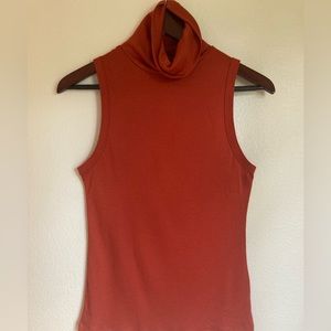 BANANA REPUBLIC Sleeveless Turtleneck